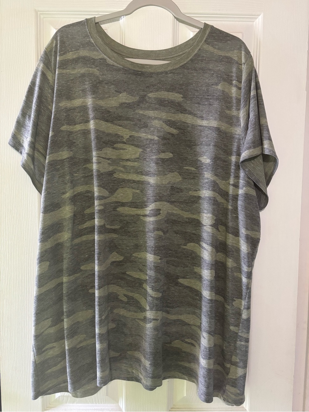 torrid Classic Fit Green Camo Short Sleeve Tee